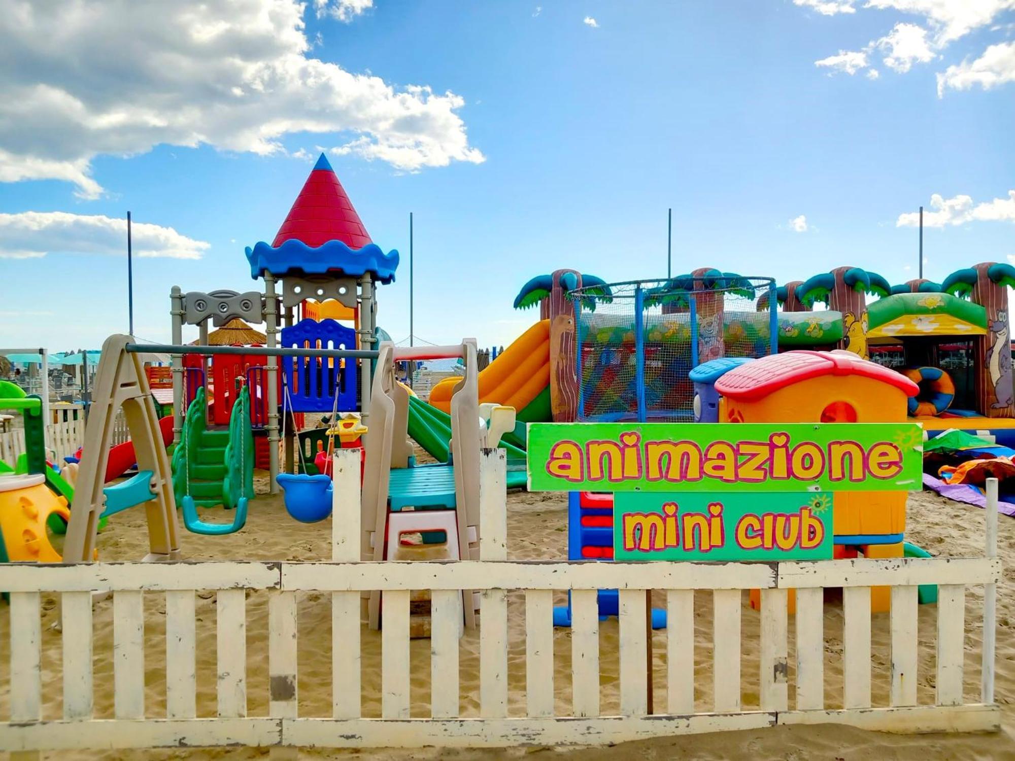 Hotel Ariella Milano Marittima Exterior foto