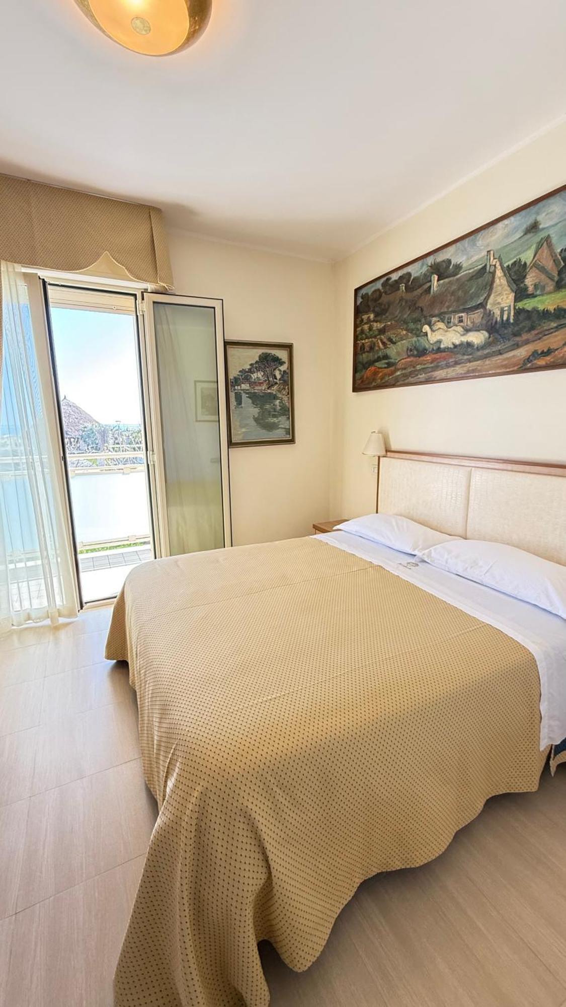 Hotel Ariella Milano Marittima Exterior foto